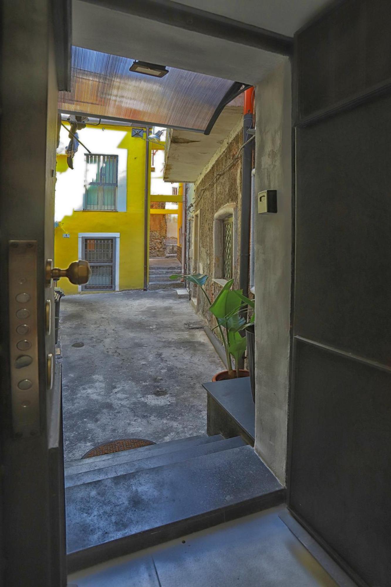 Vicolo 4 Apartment คาตาเนีย ภายนอก รูปภาพ